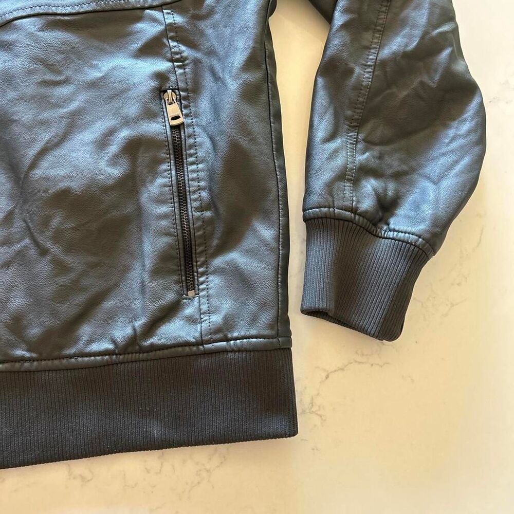 Unbranded Men's Black and Grey Jacket - Picture 3 of 8
